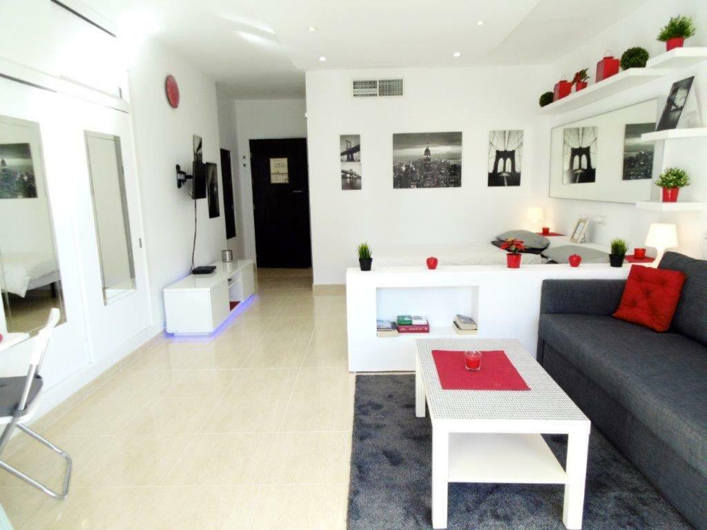 Appartement 1St Lign On The Beach フエンヒロラ エクステリア 写真