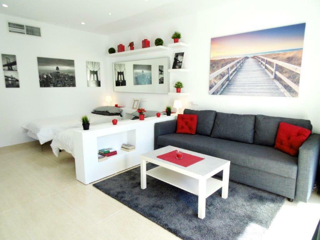 Appartement 1St Lign On The Beach フエンヒロラ エクステリア 写真