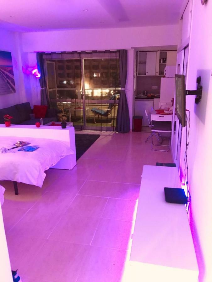 Appartement 1St Lign On The Beach フエンヒロラ エクステリア 写真