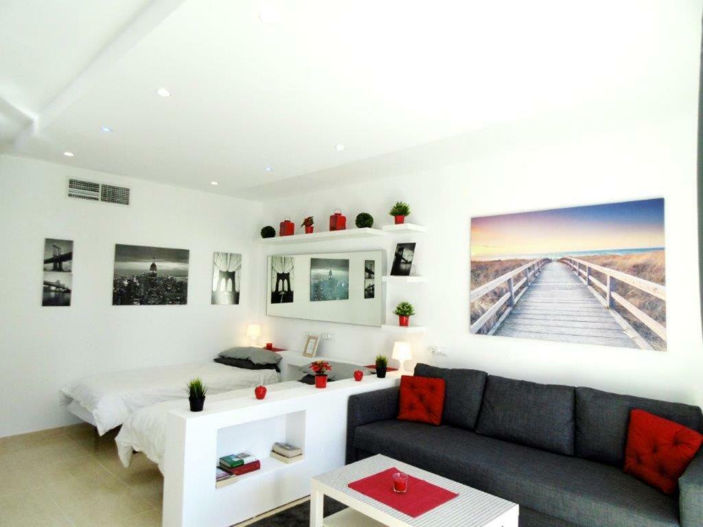 Appartement 1St Lign On The Beach フエンヒロラ エクステリア 写真